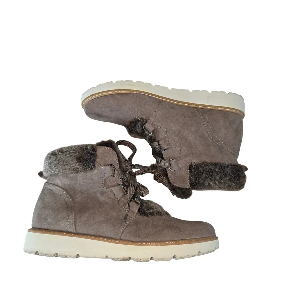 a.n.a Andes Faux Fur Trim Lace Up Winter Boots Taupe 8M Cozy Casual Cabincore